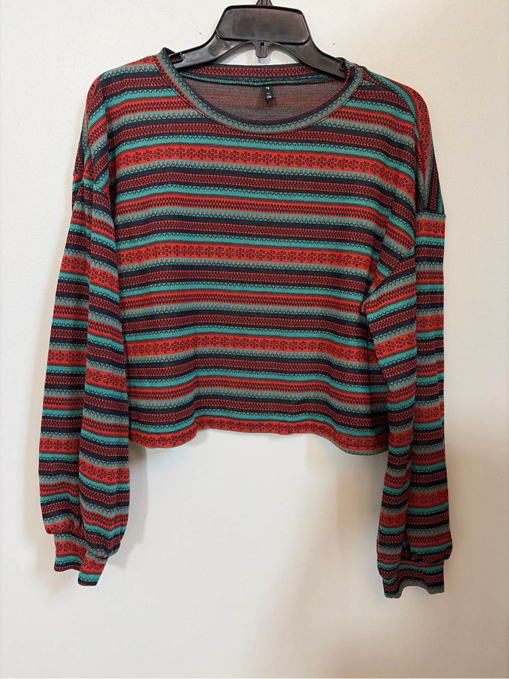 Zaful Striped Cropped Long Sleeve Top in Red & Green